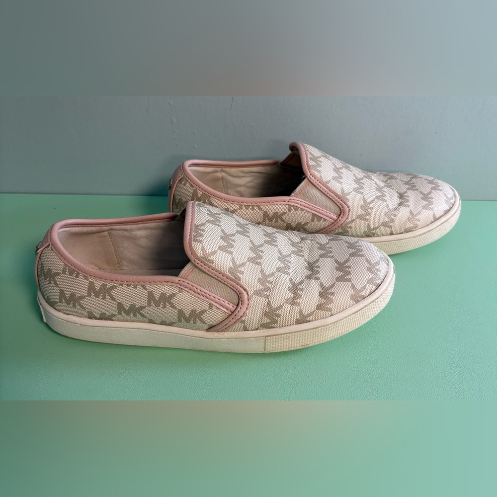 Michael Kors Cream and Pink Kid Sneakers, Girl Size 4 Slip On Shoes, MK Shoes